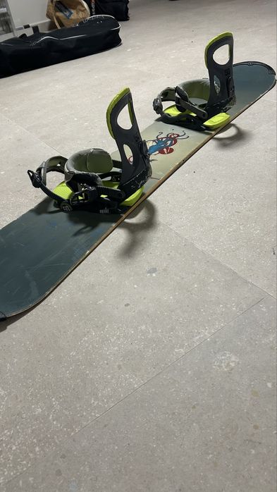 Сноуборд с автомати Drake 50 и ботуши