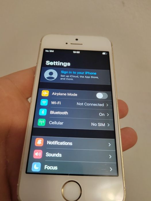 iPhone se 2016 gold rose