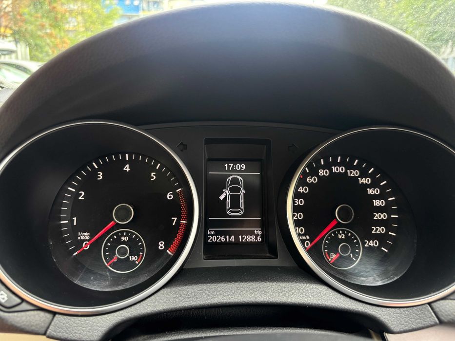 Volkswagen Golf 6 1.4 TSI manuala 2010