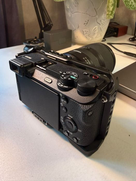 Продам Sony a6700 / Tamron 17-70 f/2.8