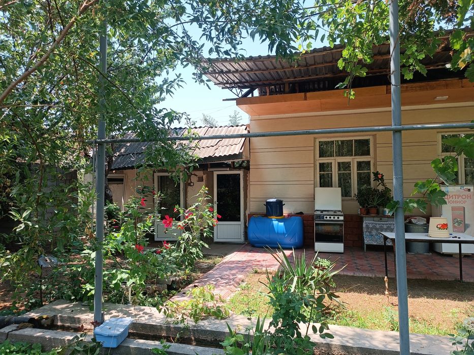 Tayyor uy sotiladi 5.5 sotok