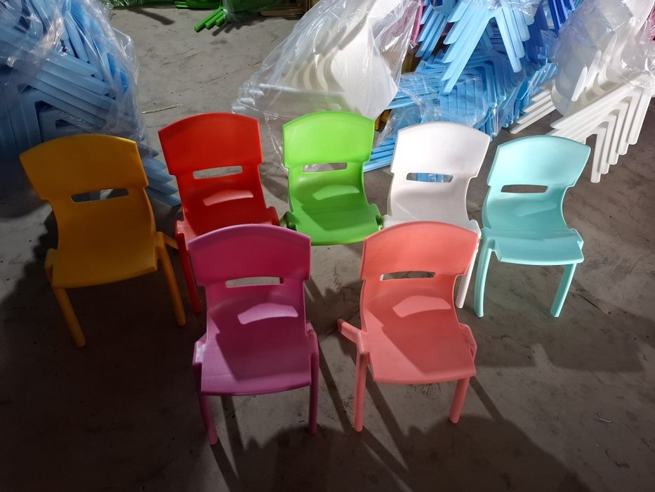 Bolalar stulchiklari optimda