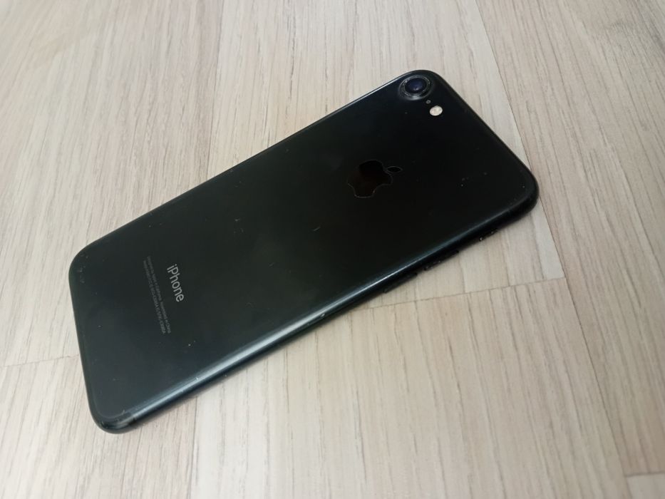 iPhone 7 128 Холати яхши