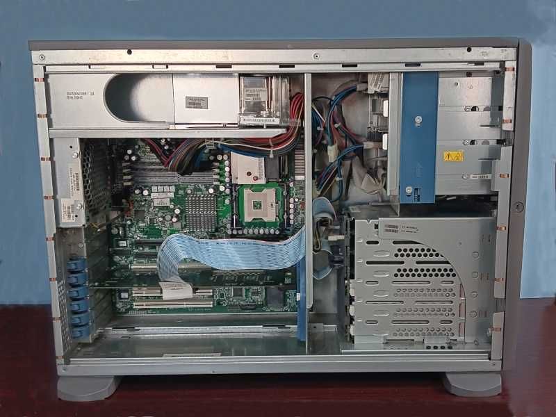 Сървър HP ProLiant ML350 G4 Server