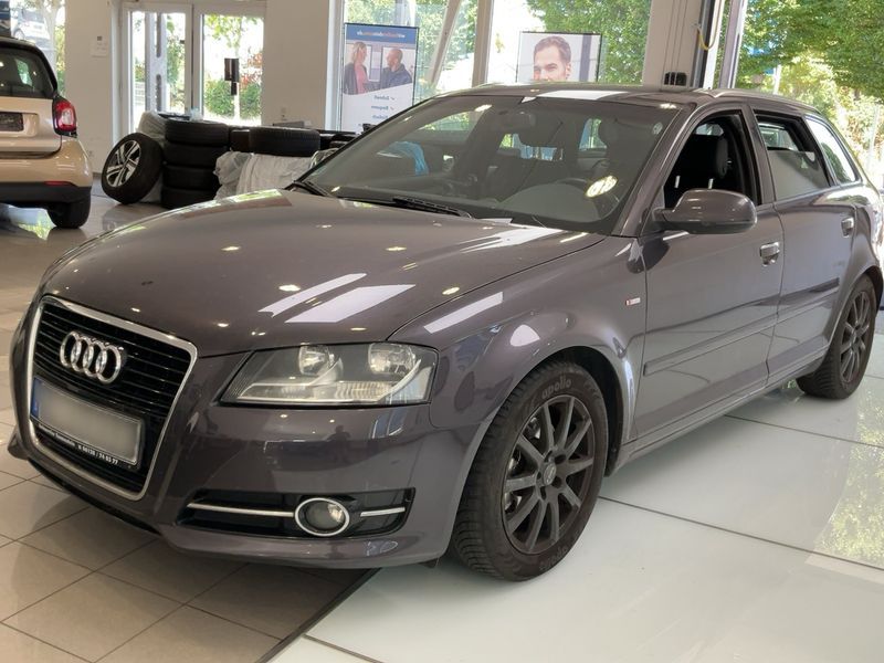 Audi A3 Sportback 1.6 TDI S line Sportpaket 2011