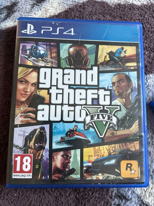 Vand jocuri ps 4 FC 25 și GTA 5