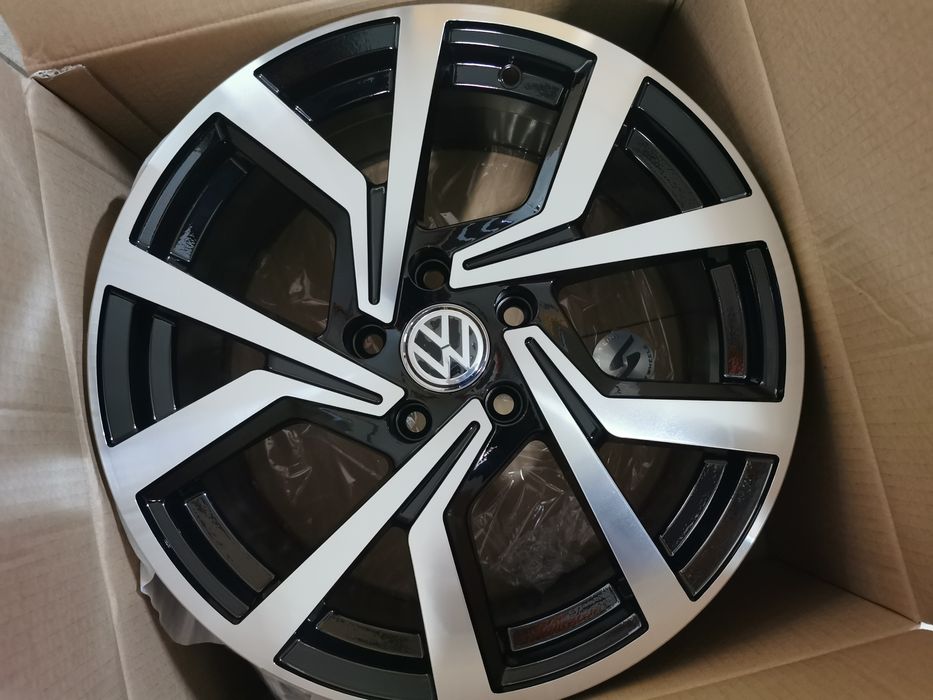 Vand jante de aliaj pentru vw pe 17 marca silver line model Victoria
