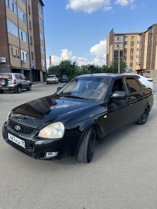 Продам приору (1 рейсталинг)