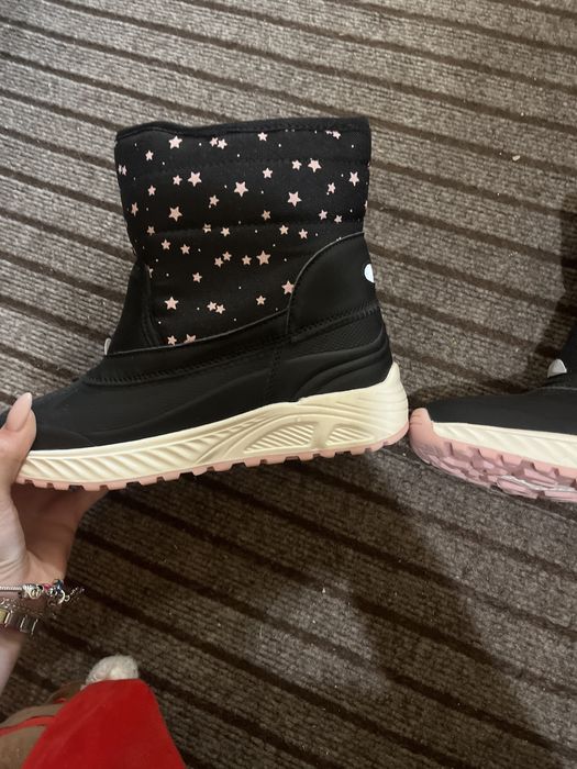 Чисто нови зимни детски боти 35ти номер