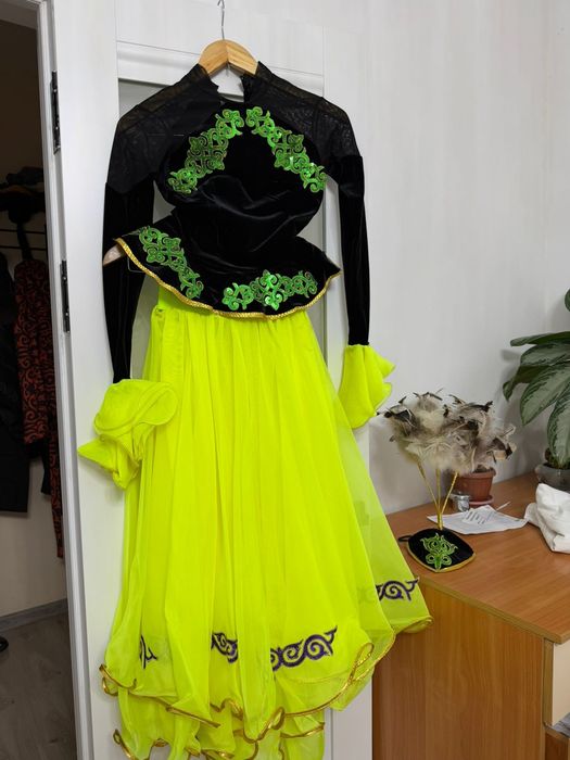 Национальные костюмы