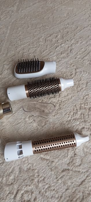 Продам фен стайлер Phillips