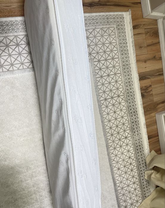 Отдам даром матрас