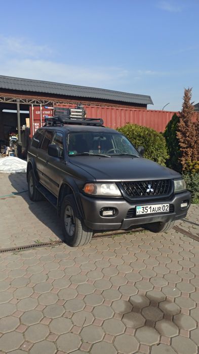 Продам Митсубиси Монтеро спорт