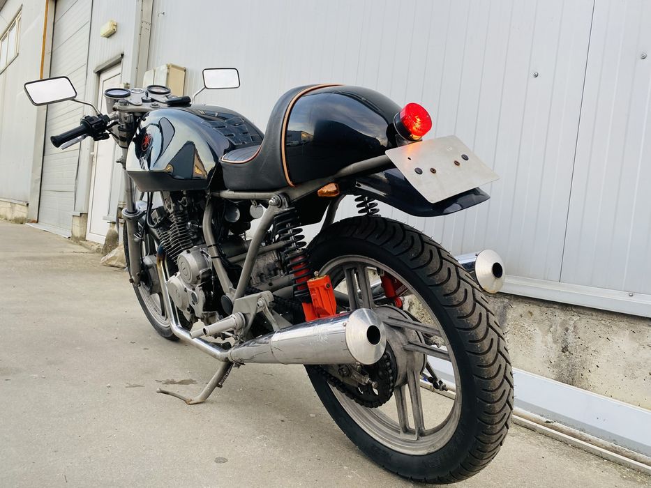 RATE FIXE fara avans Yamaha xs400 Cafe Racer permis A2 Livrare Buyback