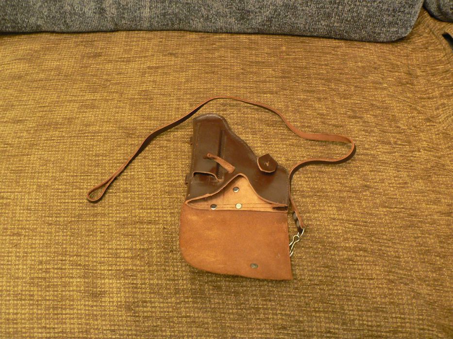 кобур за пистолет макаров