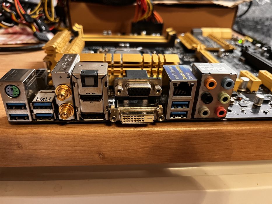 Placa de baza Asus Z87 pro