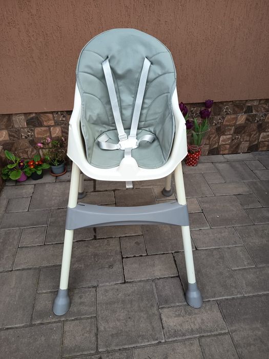 Scaun de masă bebe