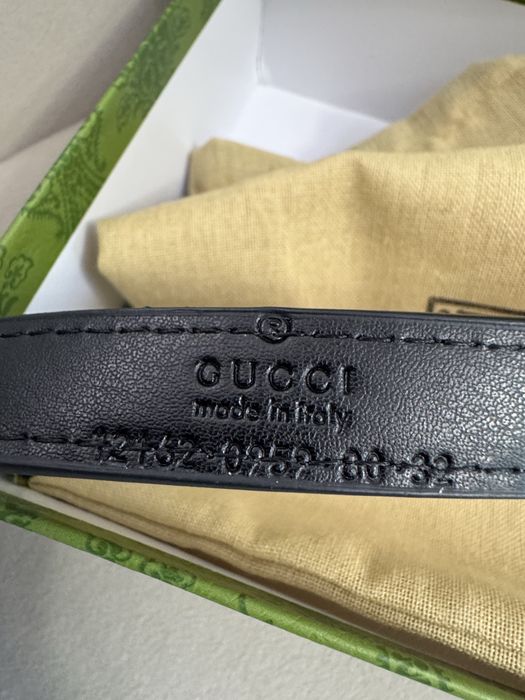 Gucci-Автентичен чисто нов дамски двулицев колан 105 см