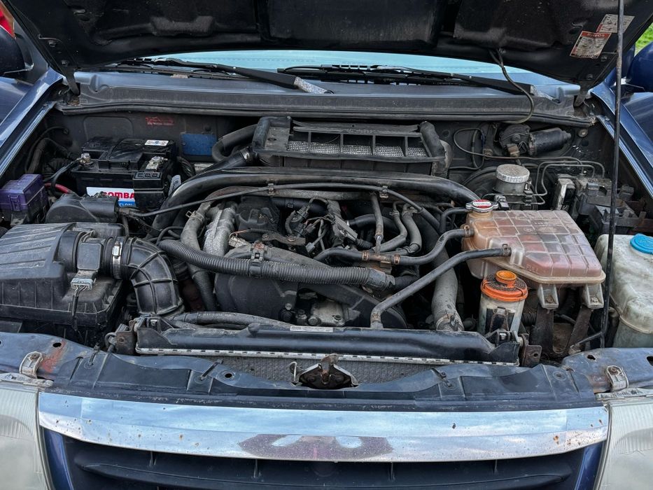 Dezmembrez suzuki grand vitara motor Peugeot AN 2002 diesel