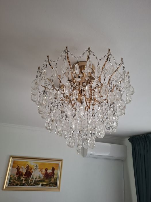 Люстра б/у. Стеклянная.