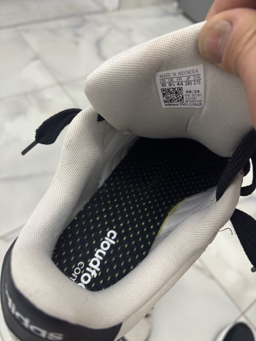 Adidasi adidas nr 44