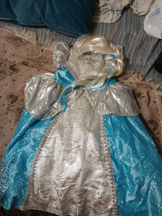 Вещи и обувь  на девочек