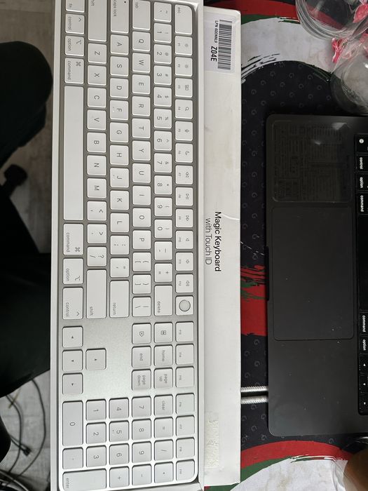Apple Keyboard Touch ID type C