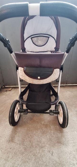 Комбинирана бебешка количка