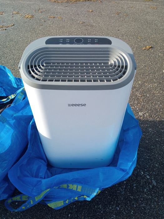 vând dezumificator cu compresor, ideal pt cafou