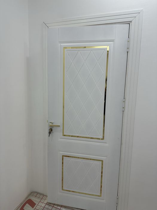 Эшик сотилади 7та