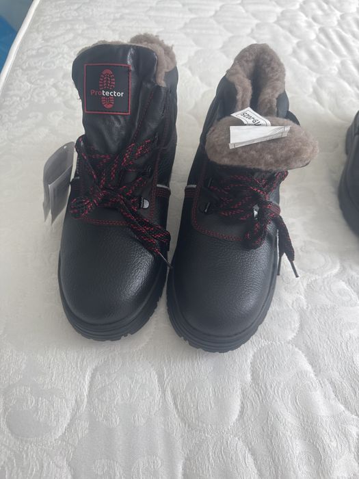 Ботинки, берцы мужские