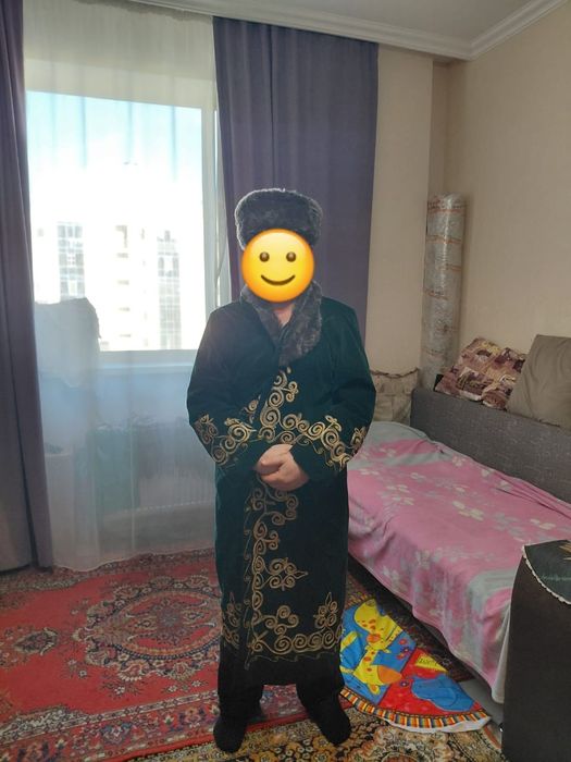 Продам шапан с шапкой