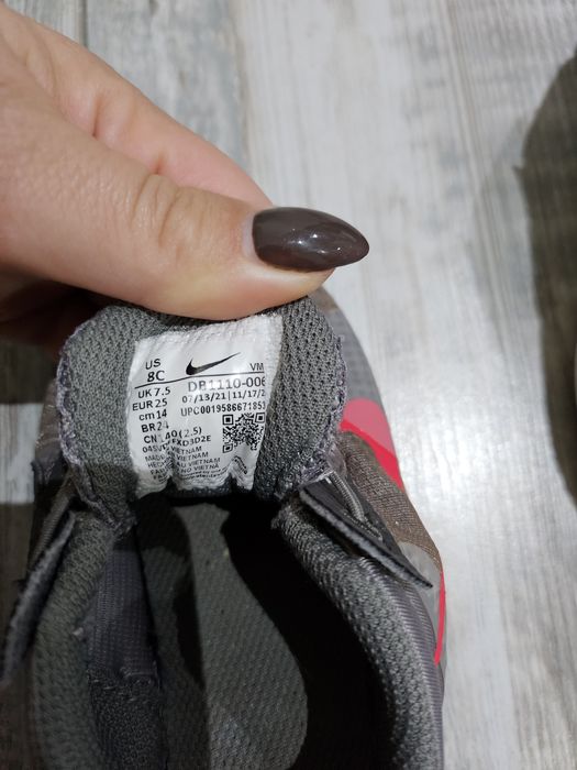 Маратонки Nike размер 25