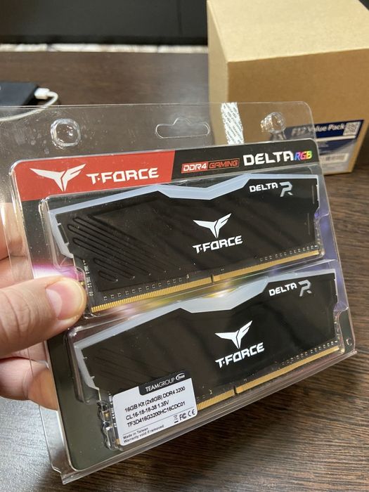 Продам оперативную память T-Force