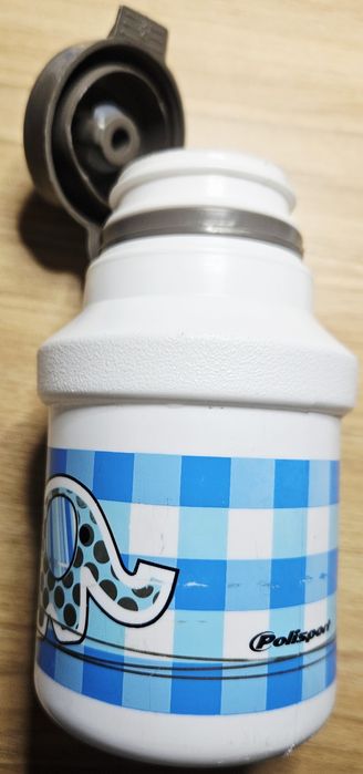 Set casca protectie pentru copii, bidon apa si mansuri