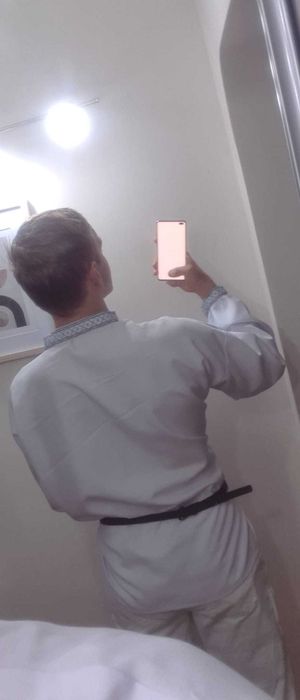 Ie tradiționala lucrată manual (negociabil)
