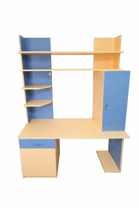 Детцко бюро
Детско / ученическо бюро с надстройка – ръчна изработка
Оп