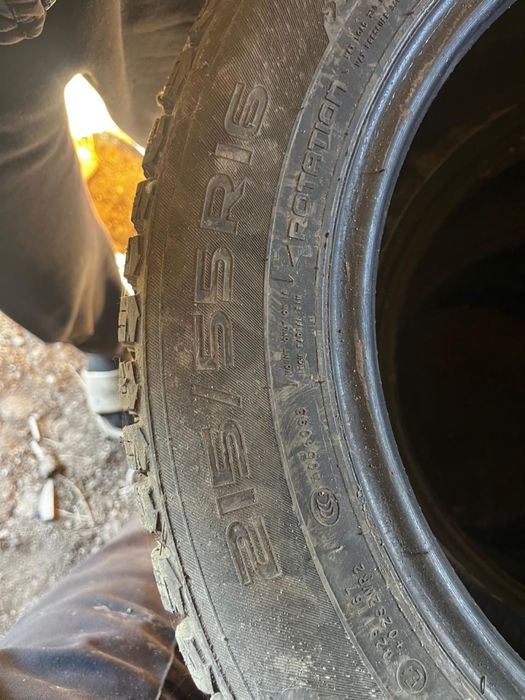 Продам шины зимний