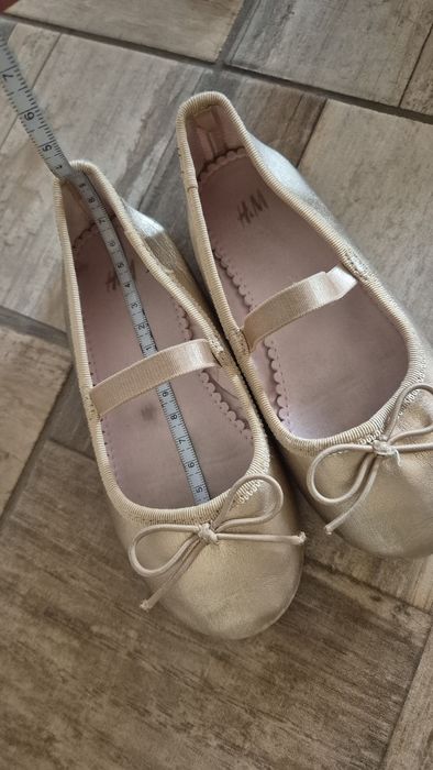 Balerini hm aurii marimea 27