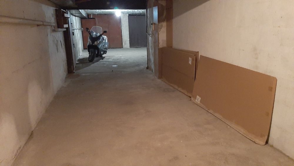 Дава се под наем Гараж / Паркомясто в София, Център - 18 кв.м за 132.6 € - Снимка #7