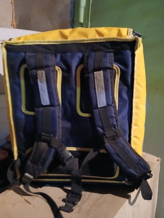 Сумка Glovo для курьеров