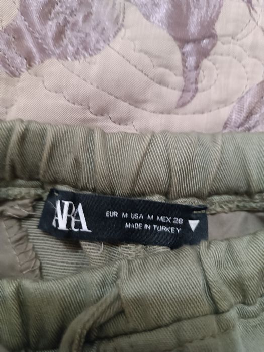 Продам брюки джинсы