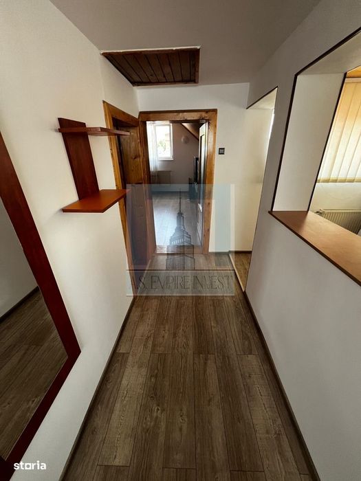 Casa /Villa 3 camere mobilata/utilata - zona Centrul Civic