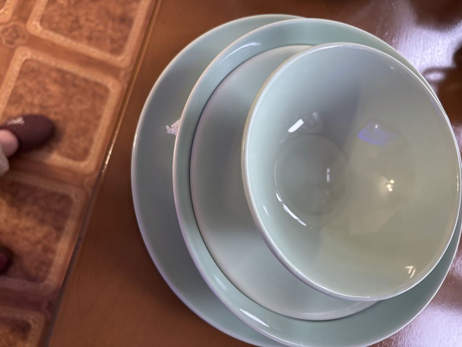 Посуда IKEA ( тарелки, бокалы)