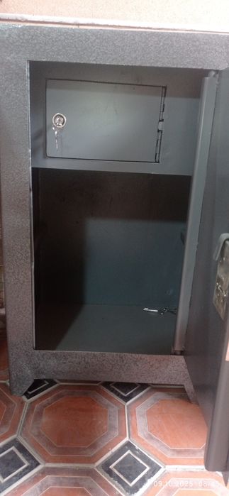 Сейф в ассортименте