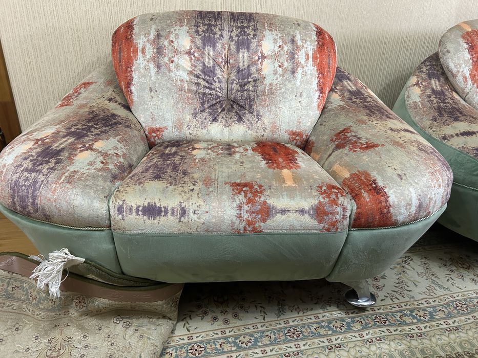 Мягкий уголок из трех предметов