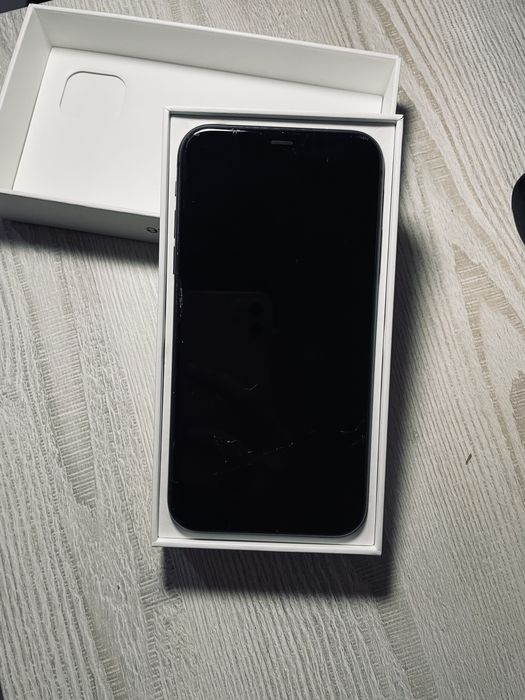 Apple 11 128г Астана