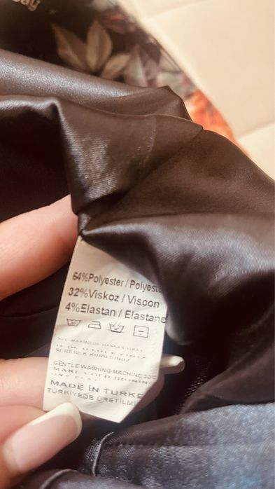 Полупальто демисезонное. Размер S. Турция