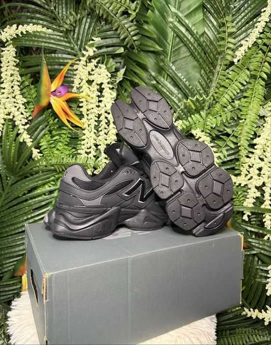 New Balance 9060 Triple Black (36-44 размер)