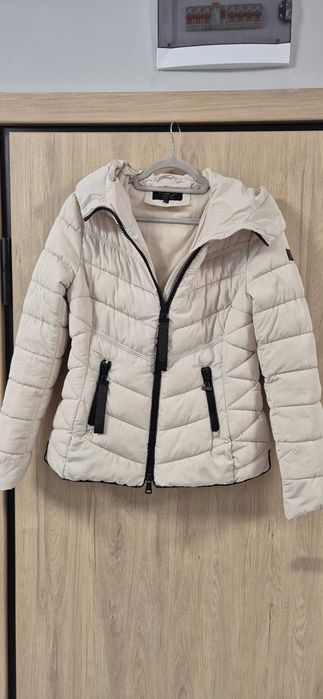 Дамско есенно зимно яке